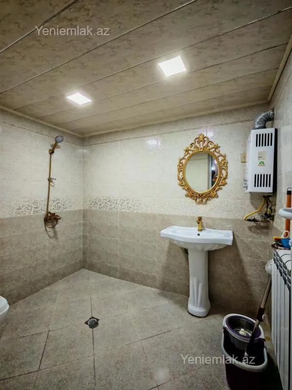 Satılır 4 otaqlı həyət evi 100 m²