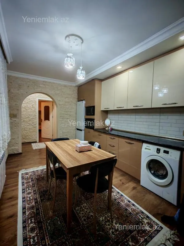 Satılır 4 otaqlı həyət evi 100 m²