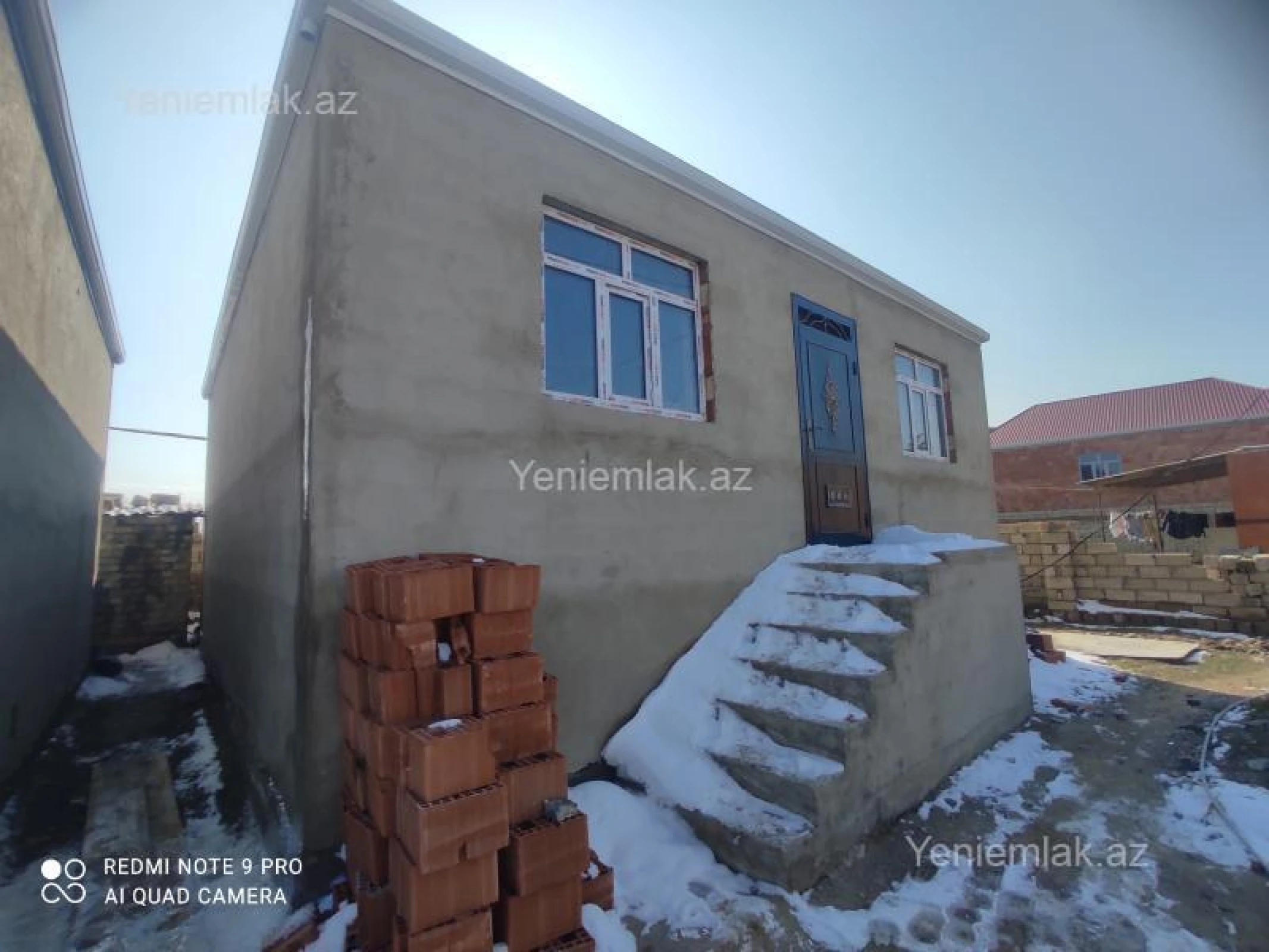 Satılır 2 otaqlı həyət evi 60 m²