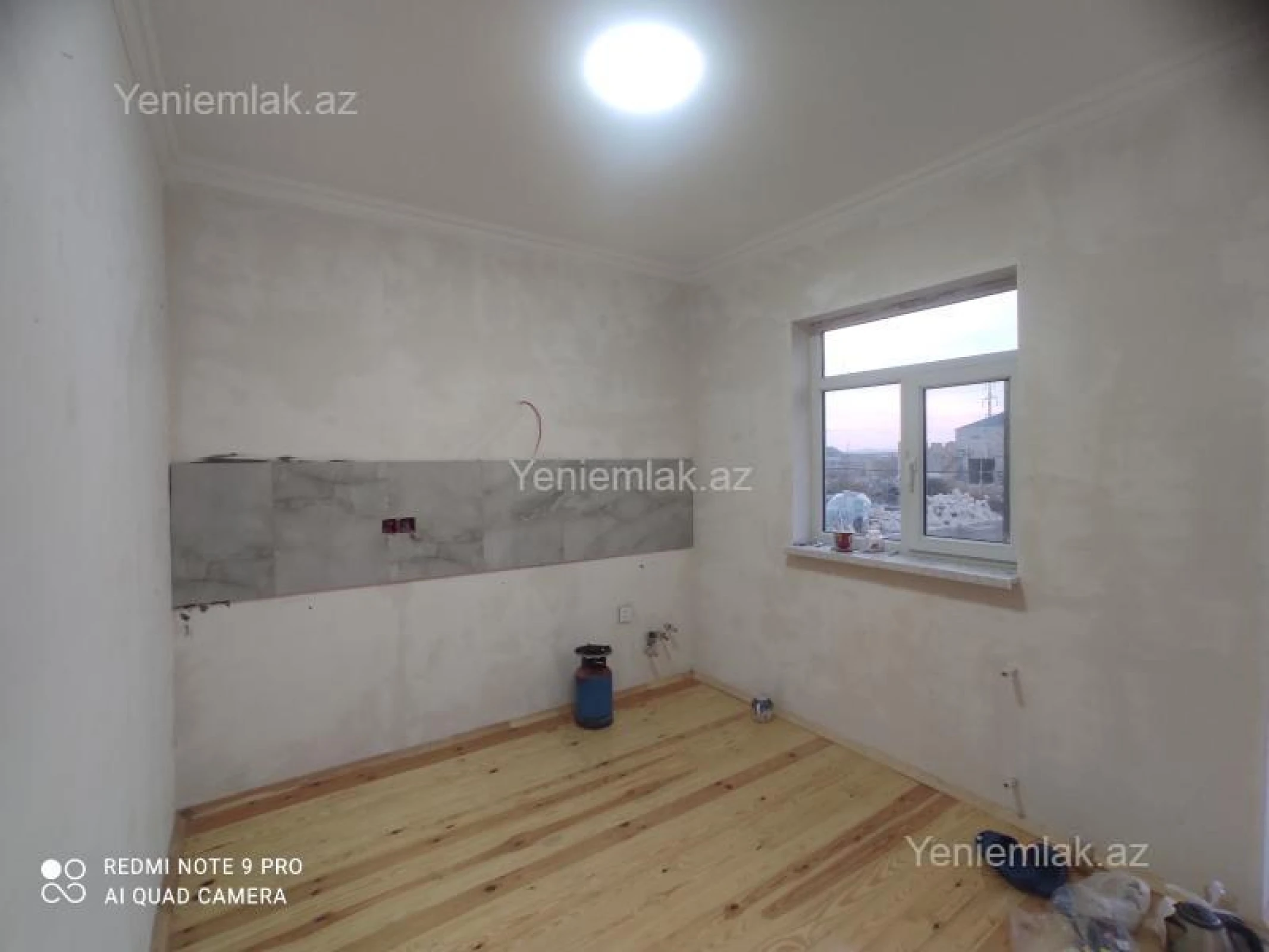 Satılır 2 otaqlı həyət evi 60 m²