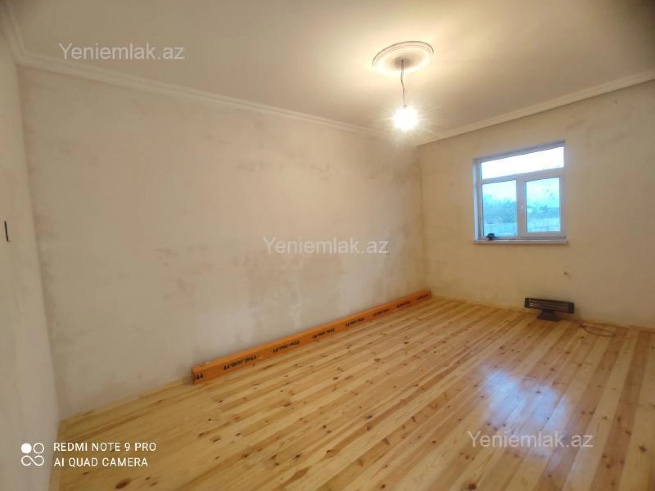 Satılır 2 otaqlı həyət evi 60 m²