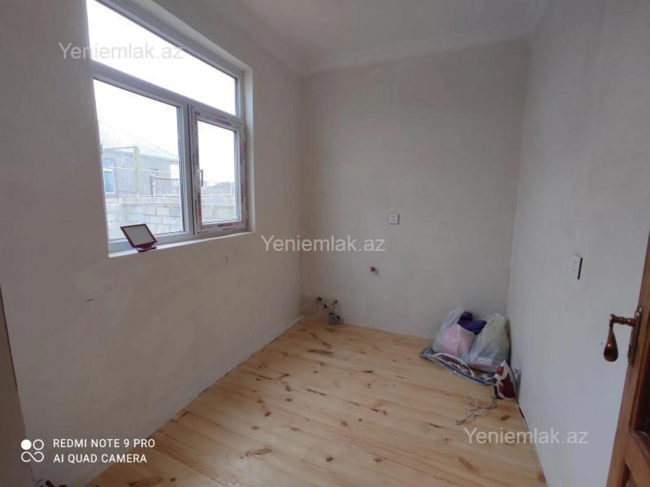 Satılır 1 otaqlı həyət evi 35 m²
