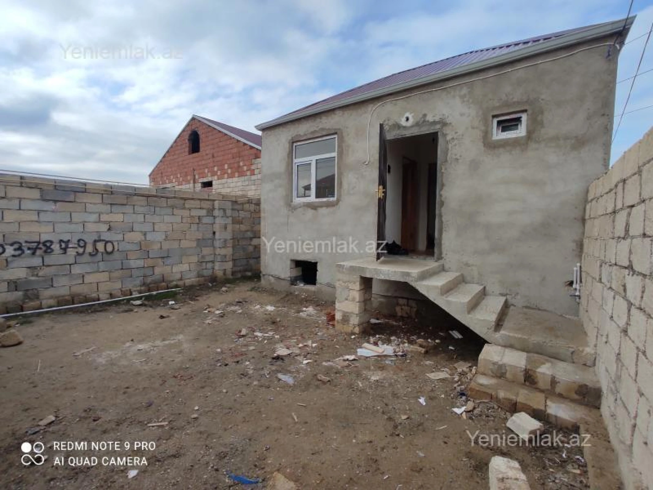 Satılır 1 otaqlı həyət evi 35 m²