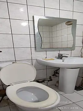 Satılır 3 otaqlı köhnə tikili 65 m²