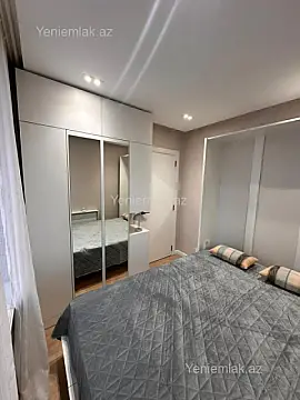 Satılır 2 otaqlı köhnə tikili 60 m²