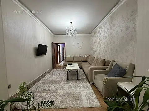 Satılır 4 otaqlı köhnə tikili 100 m²