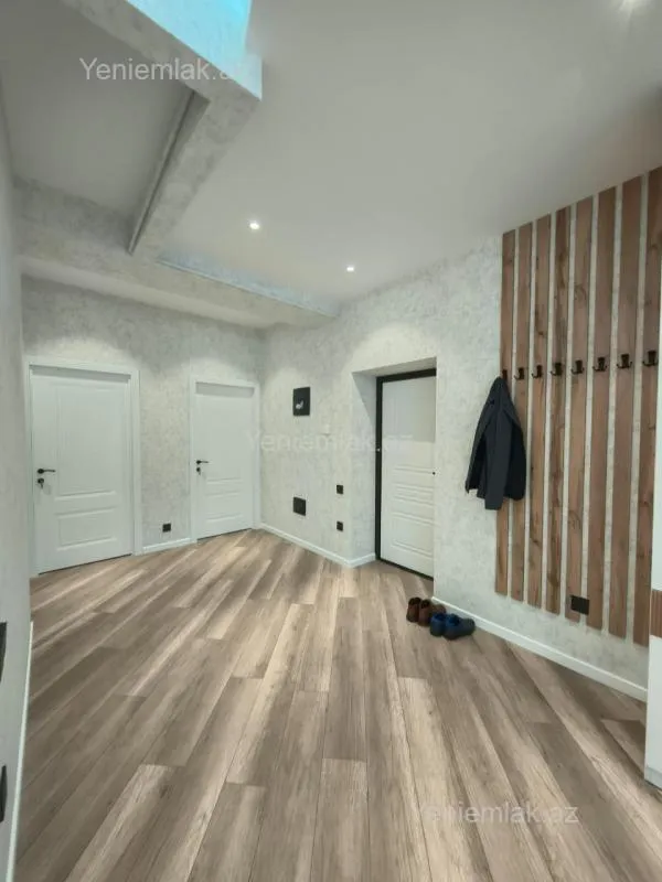 Satılır 3 otaqlı yeni tikili 145 m²