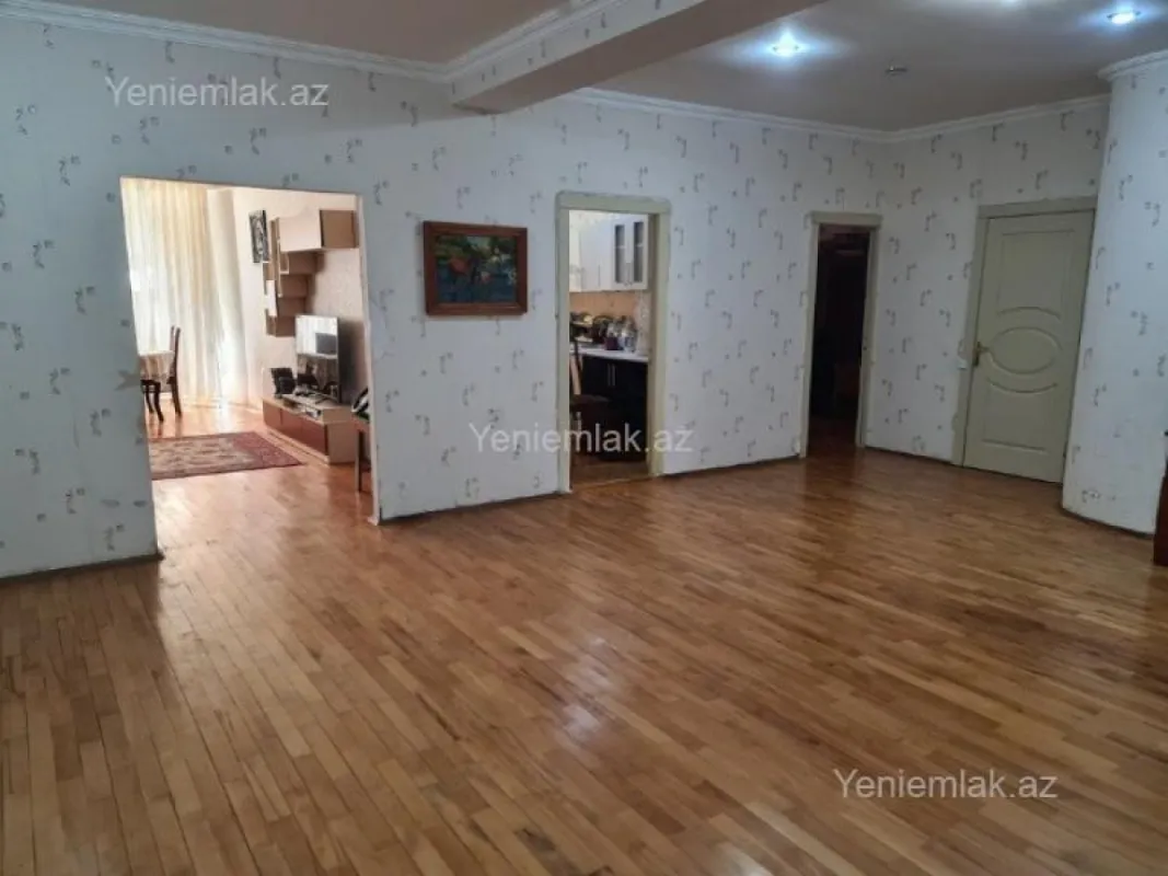 Satılır 3 otaqlı yeni tikili 156 m²