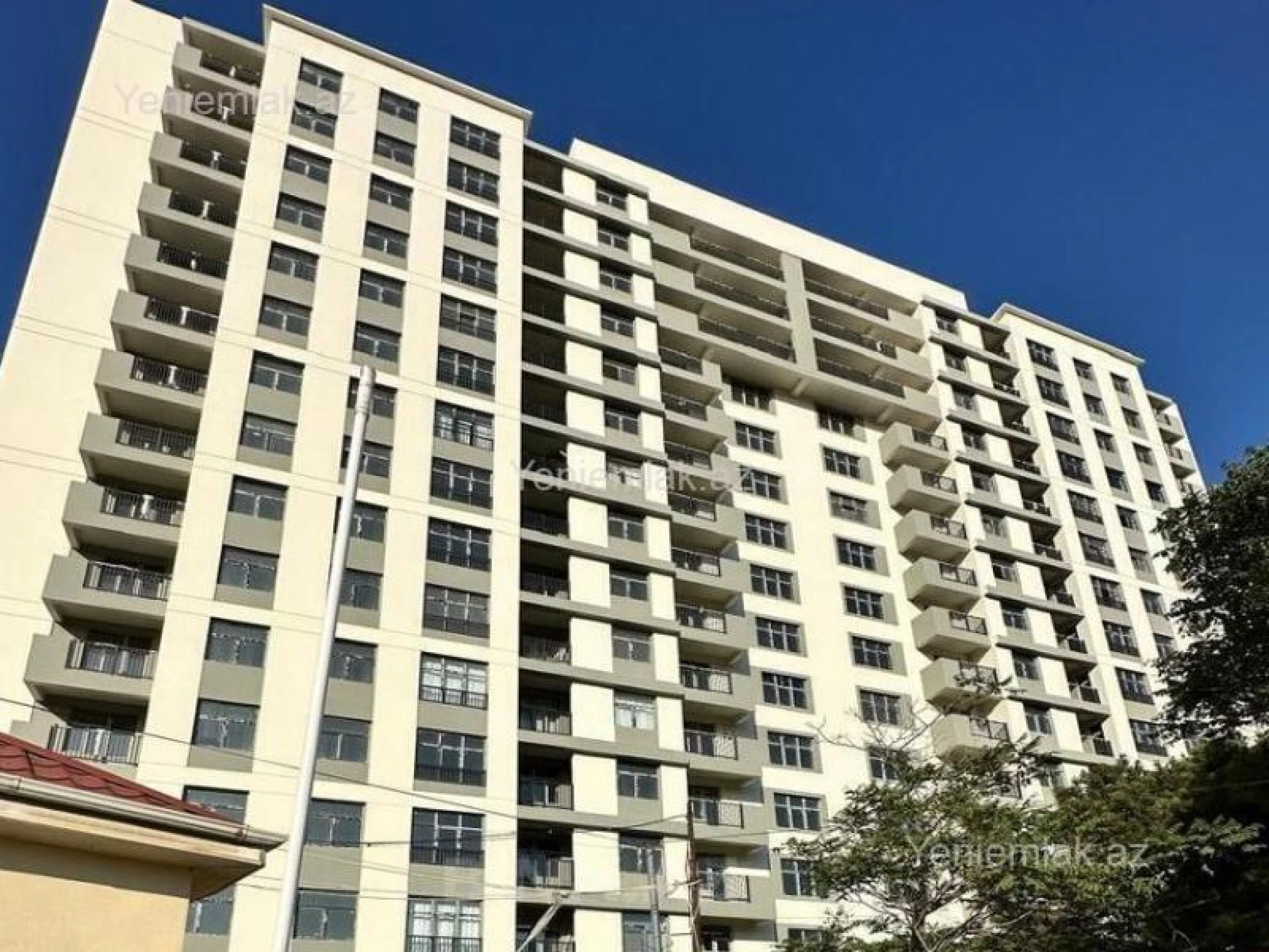 Satılır 2 otaqlı yeni tikili 85 m²