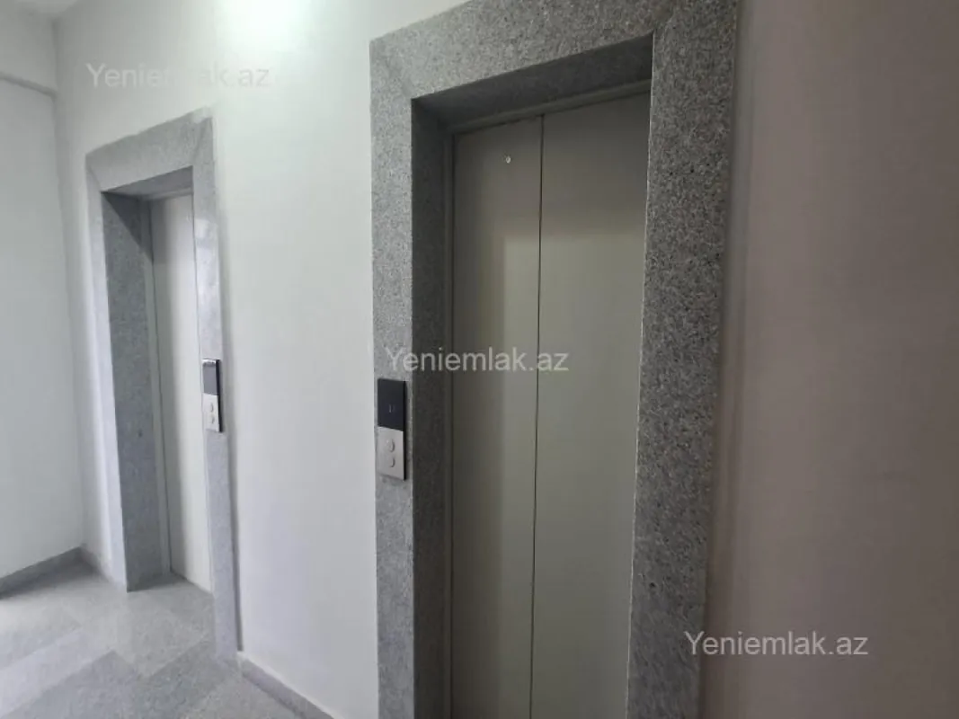 Satılır 3 otaqlı yeni tikili 142 m²