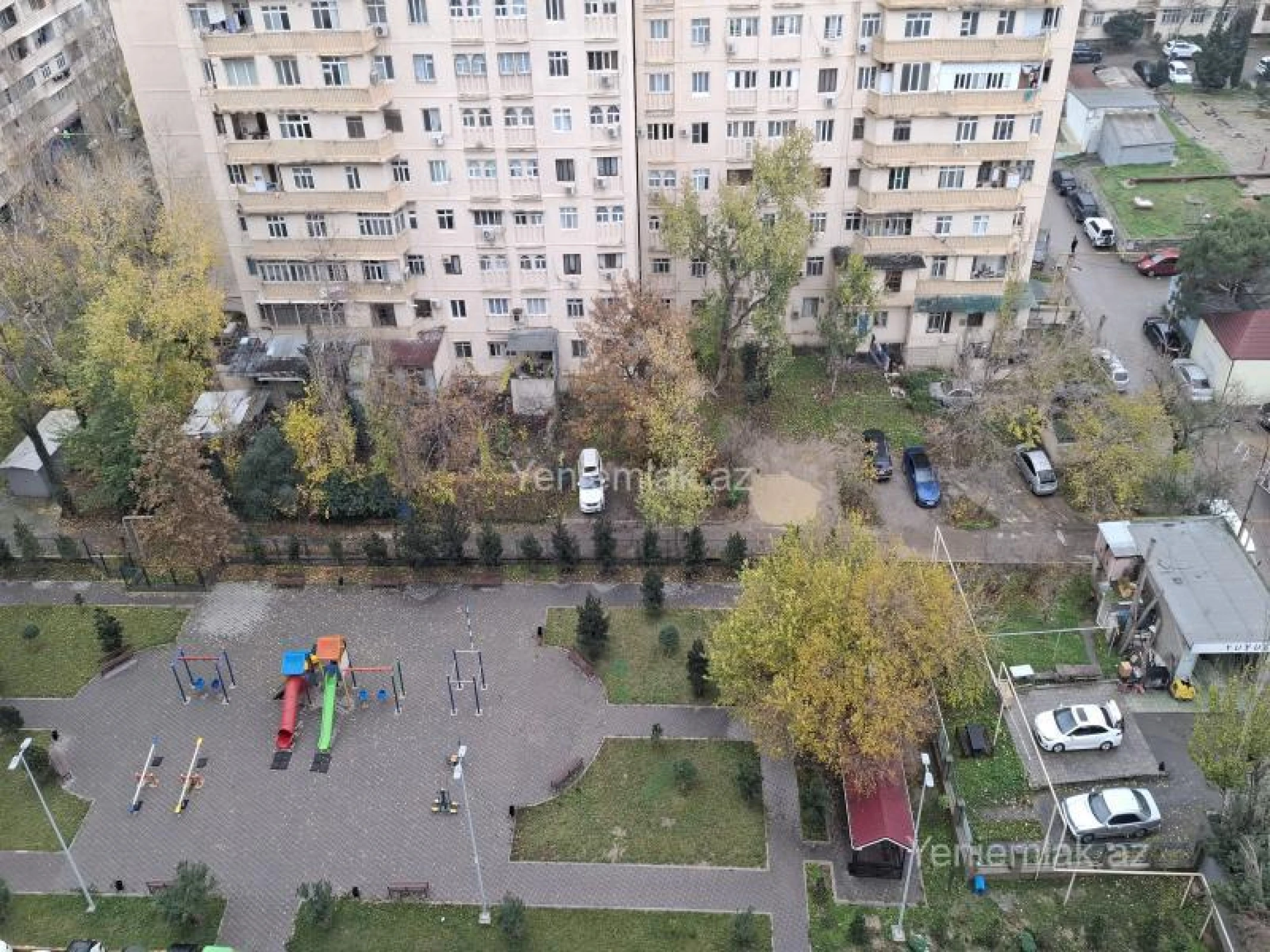 Satılır 3 otaqlı yeni tikili 142 m²