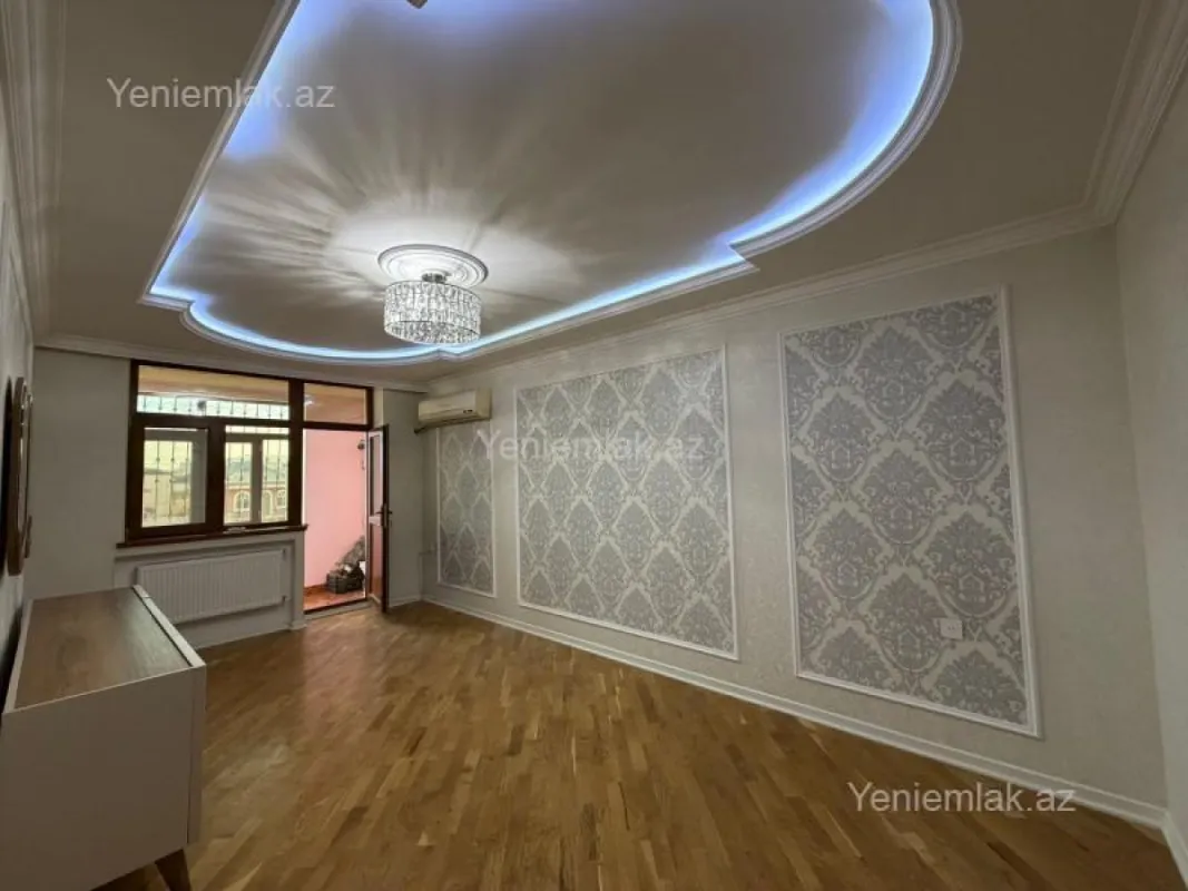 Satılır 5 otaqlı köhnə tikili 125 m²