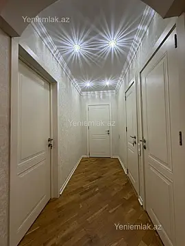 Satılır 5 otaqlı köhnə tikili 125 m²
