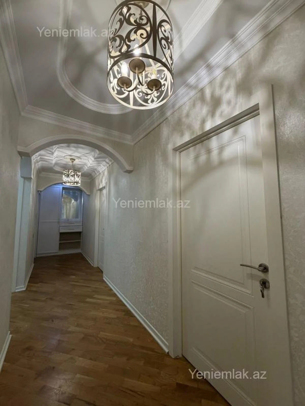 Satılır 5 otaqlı köhnə tikili 125 m²