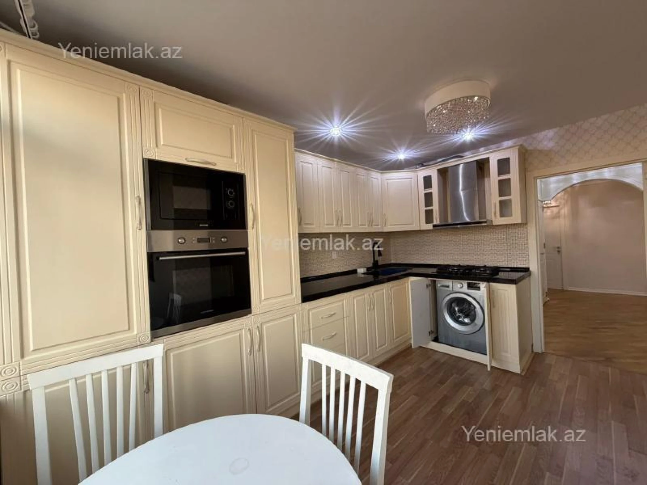 Satılır 5 otaqlı köhnə tikili 125 m²