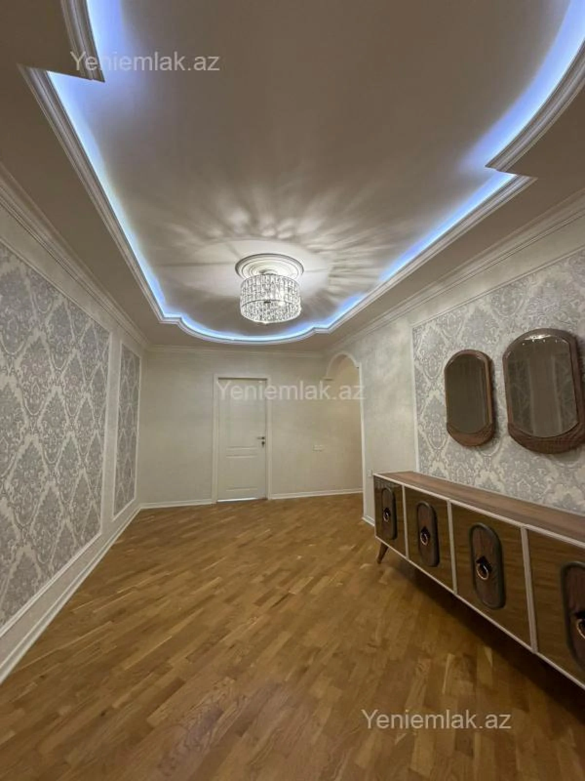 Satılır 5 otaqlı köhnə tikili 125 m²