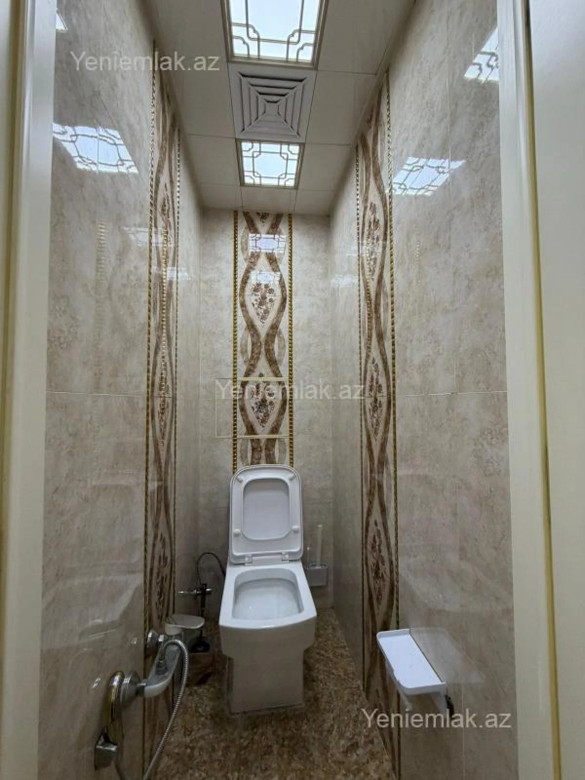 Satılır 5 otaqlı köhnə tikili 125 m²