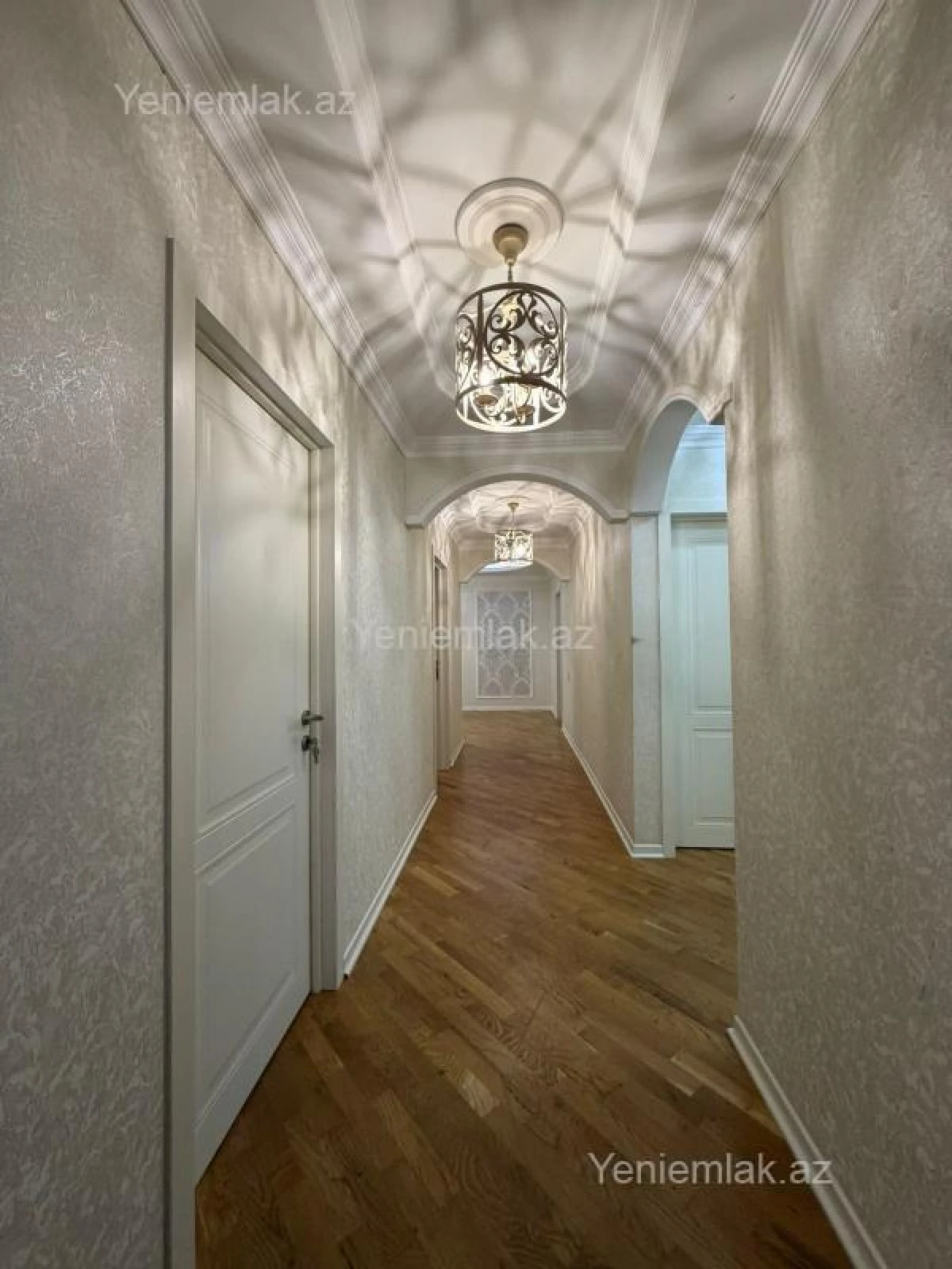 Satılır 5 otaqlı köhnə tikili 125 m²