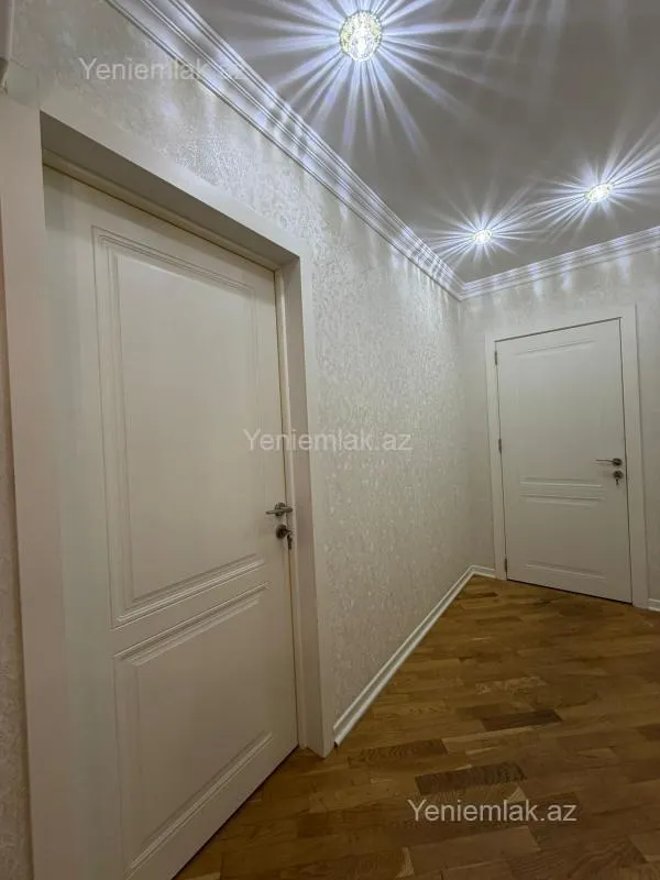 Satılır 5 otaqlı köhnə tikili 125 m²