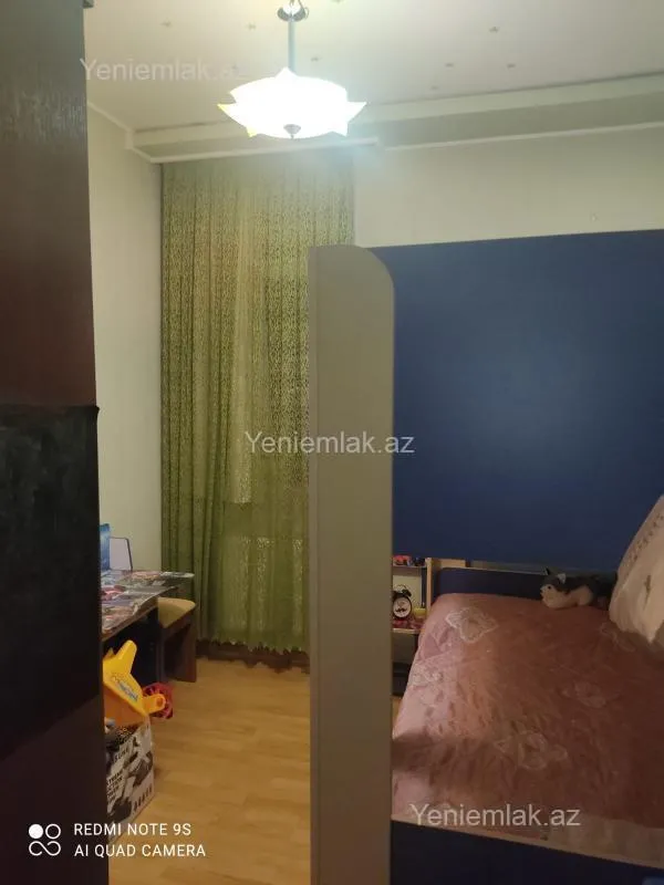 Satılır 2 otaqlı köhnə tikili 54 m²