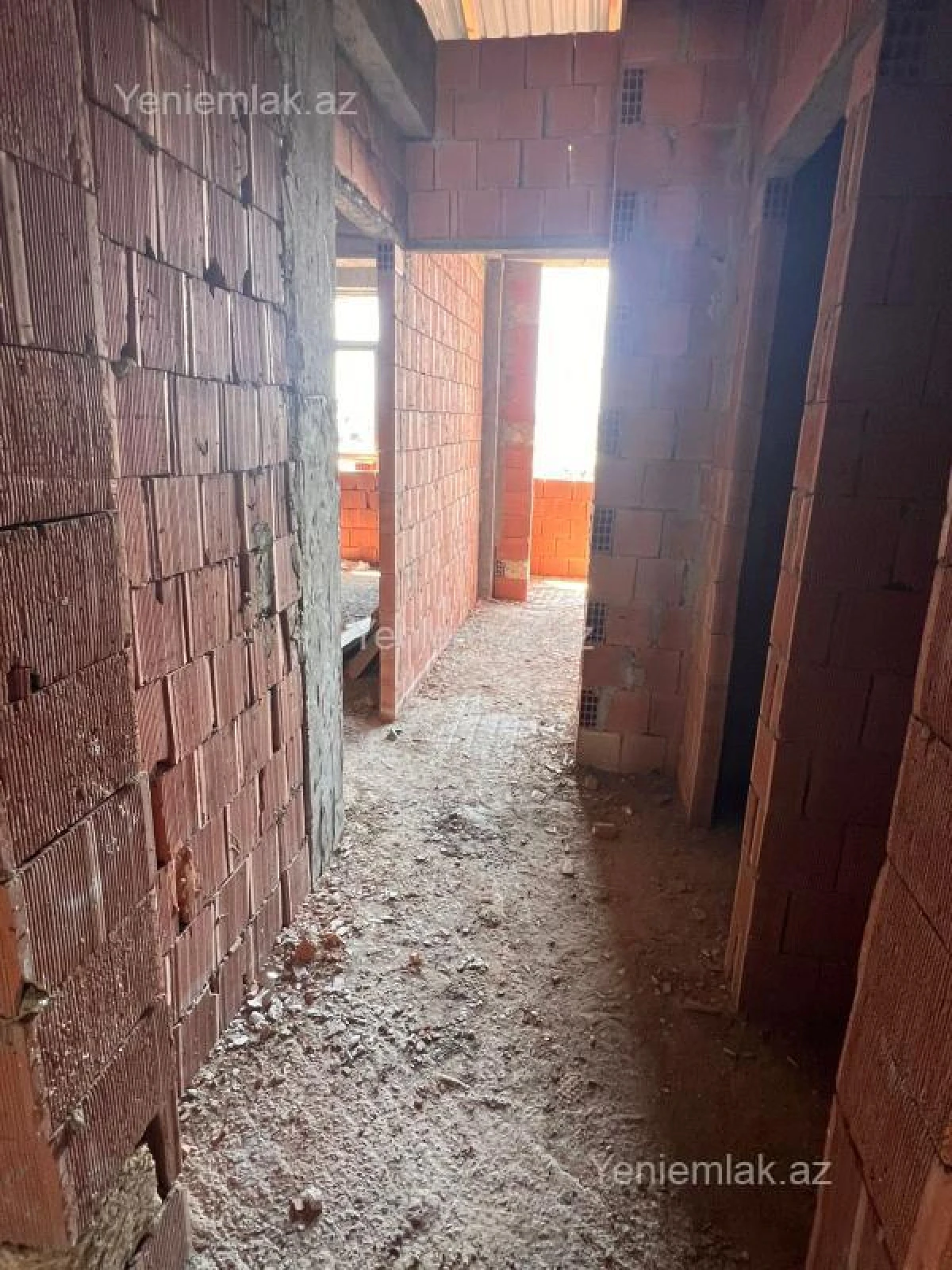 Satılır 1 otaqlı yeni tikili 44 m²