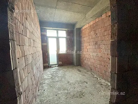 Satılır 3 otaqlı yeni tikili 84 m²