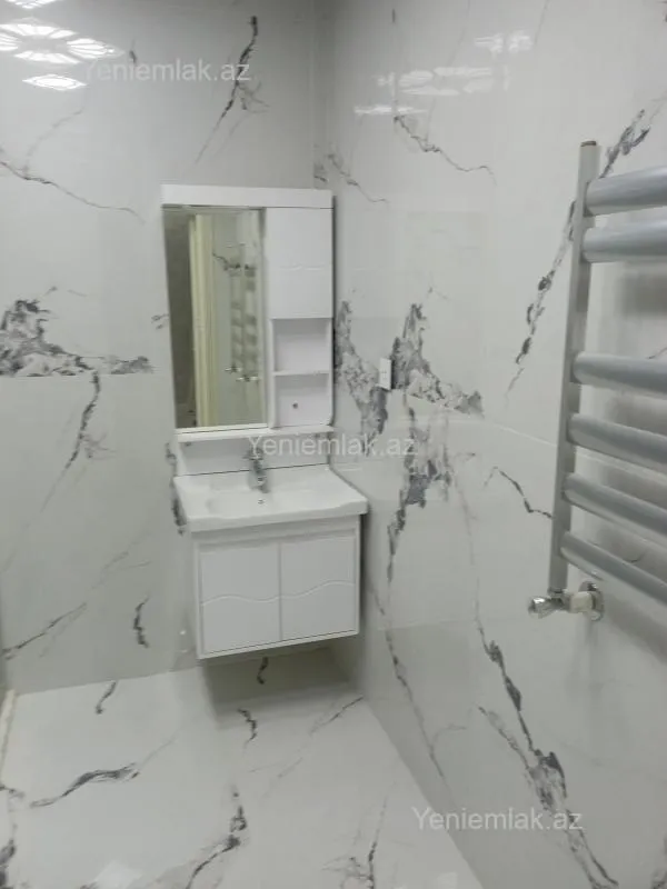 Satılır 3 otaqlı yeni tikili 124 m²