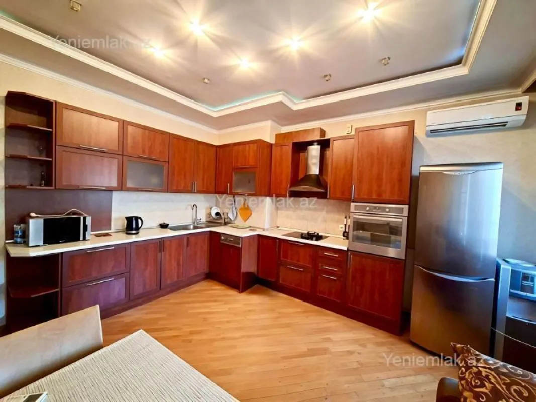 Satılır 2 otaqlı yeni tikili 86 m²