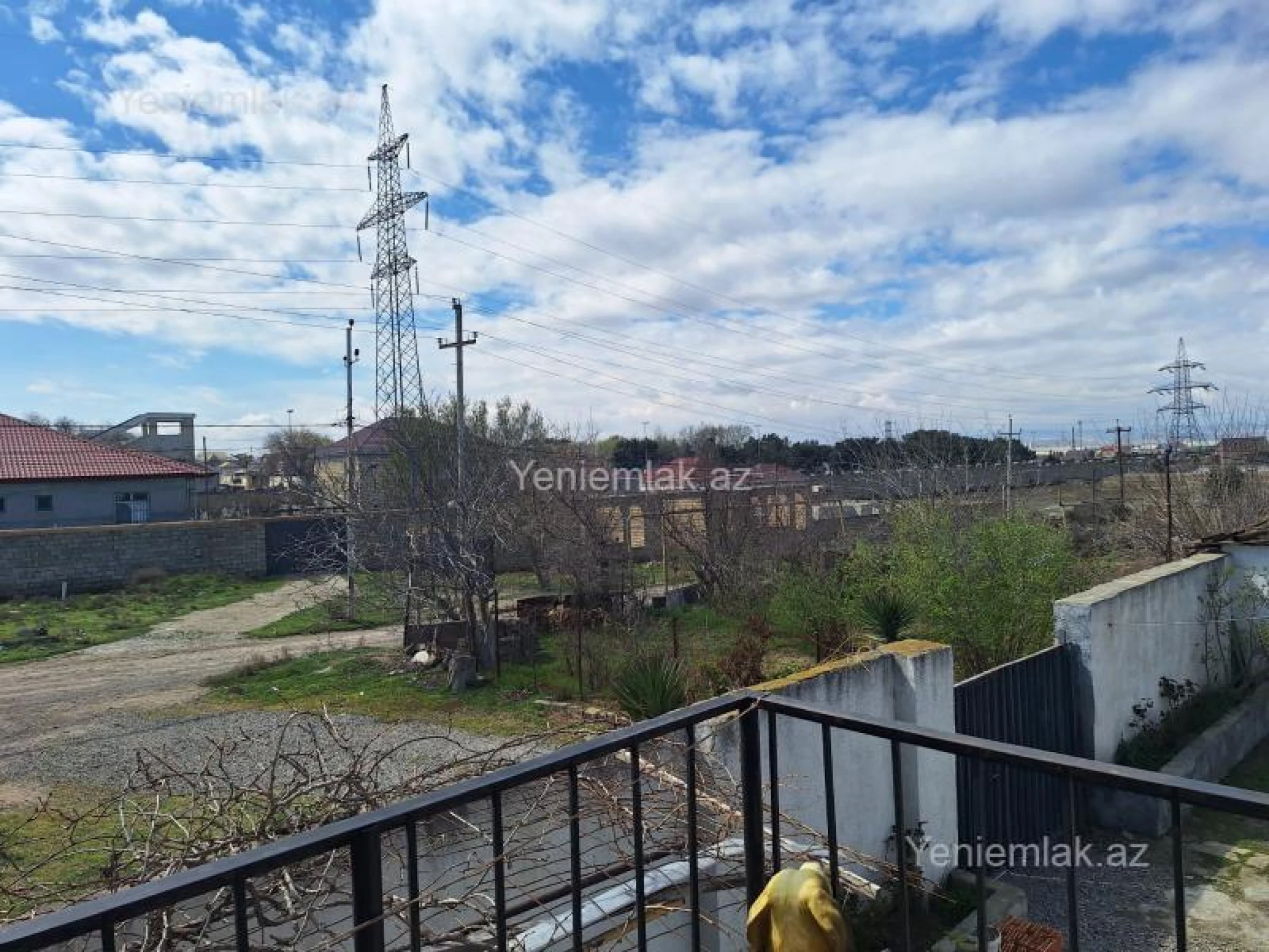 Satılır 6 otaqlı həyət evi 160 m²