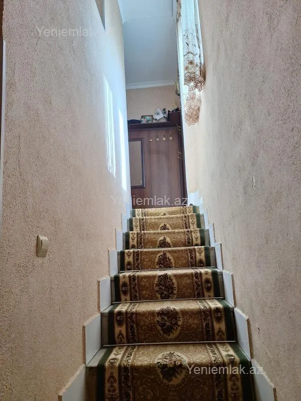 Satılır 6 otaqlı həyət evi 160 m²