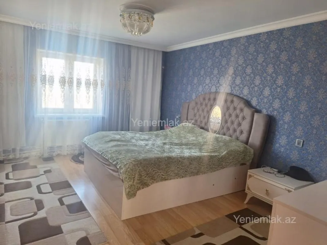Satılır 6 otaqlı həyət evi 160 m²