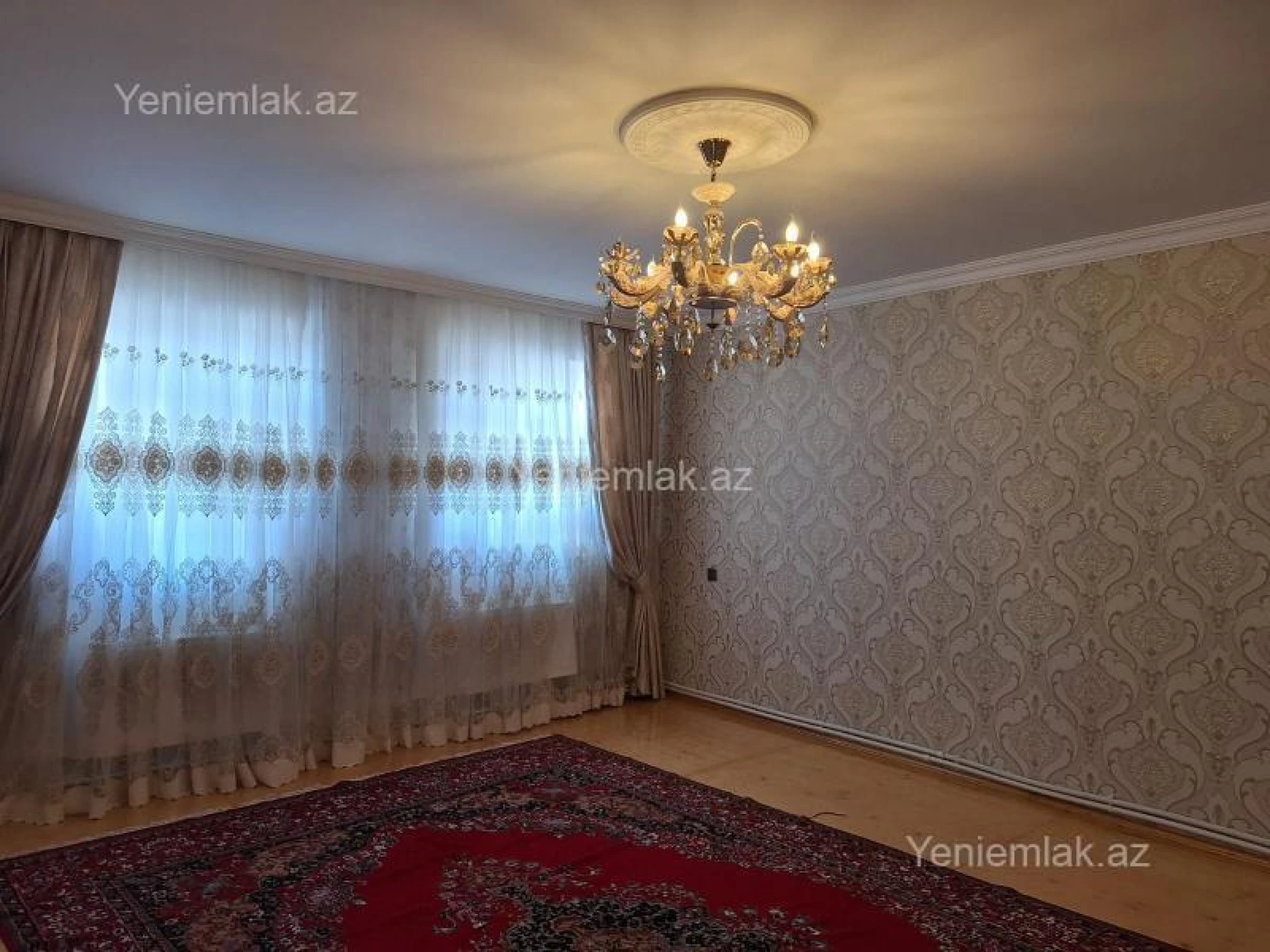 Satılır 6 otaqlı həyət evi 160 m²