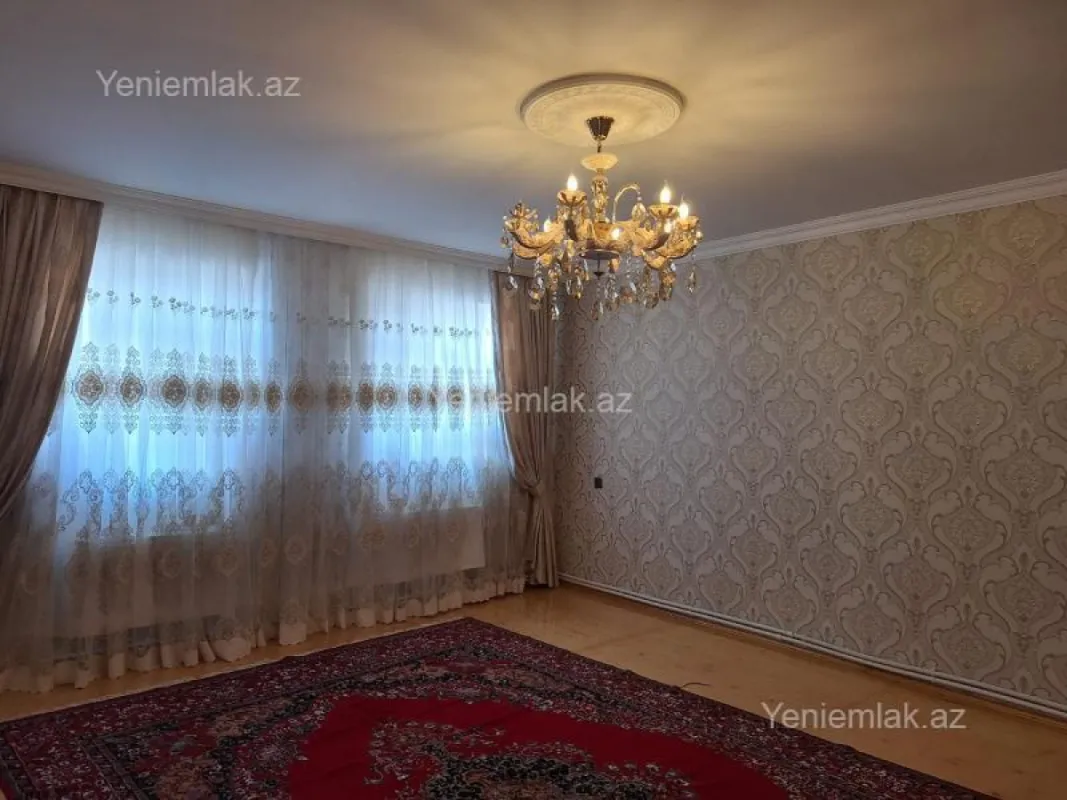 Satılır 6 otaqlı həyət evi 160 m²