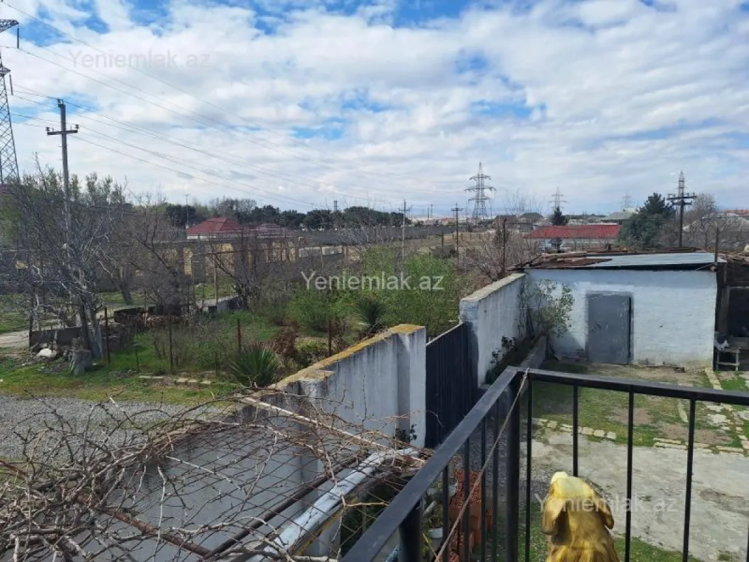 Satılır 6 otaqlı həyət evi 160 m²