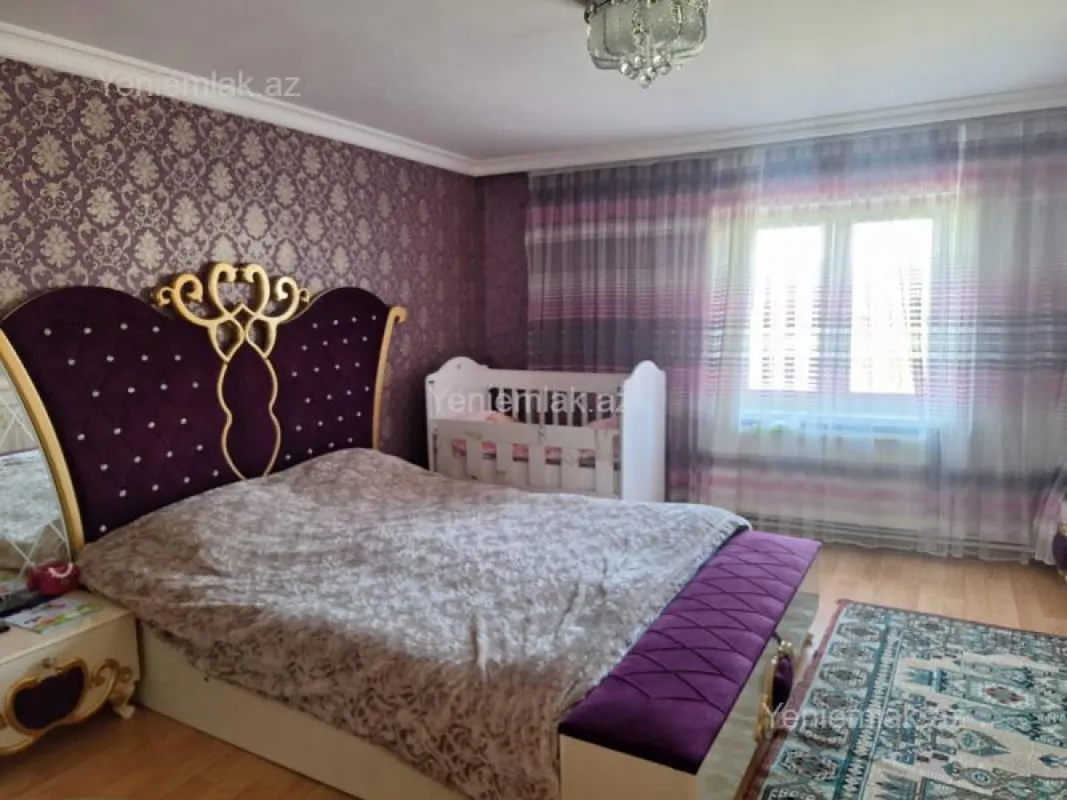 Satılır 6 otaqlı həyət evi 160 m²