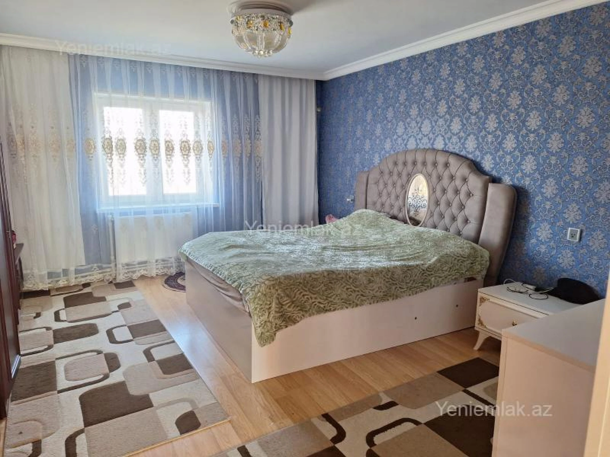 Satılır 6 otaqlı həyət evi 160 m²