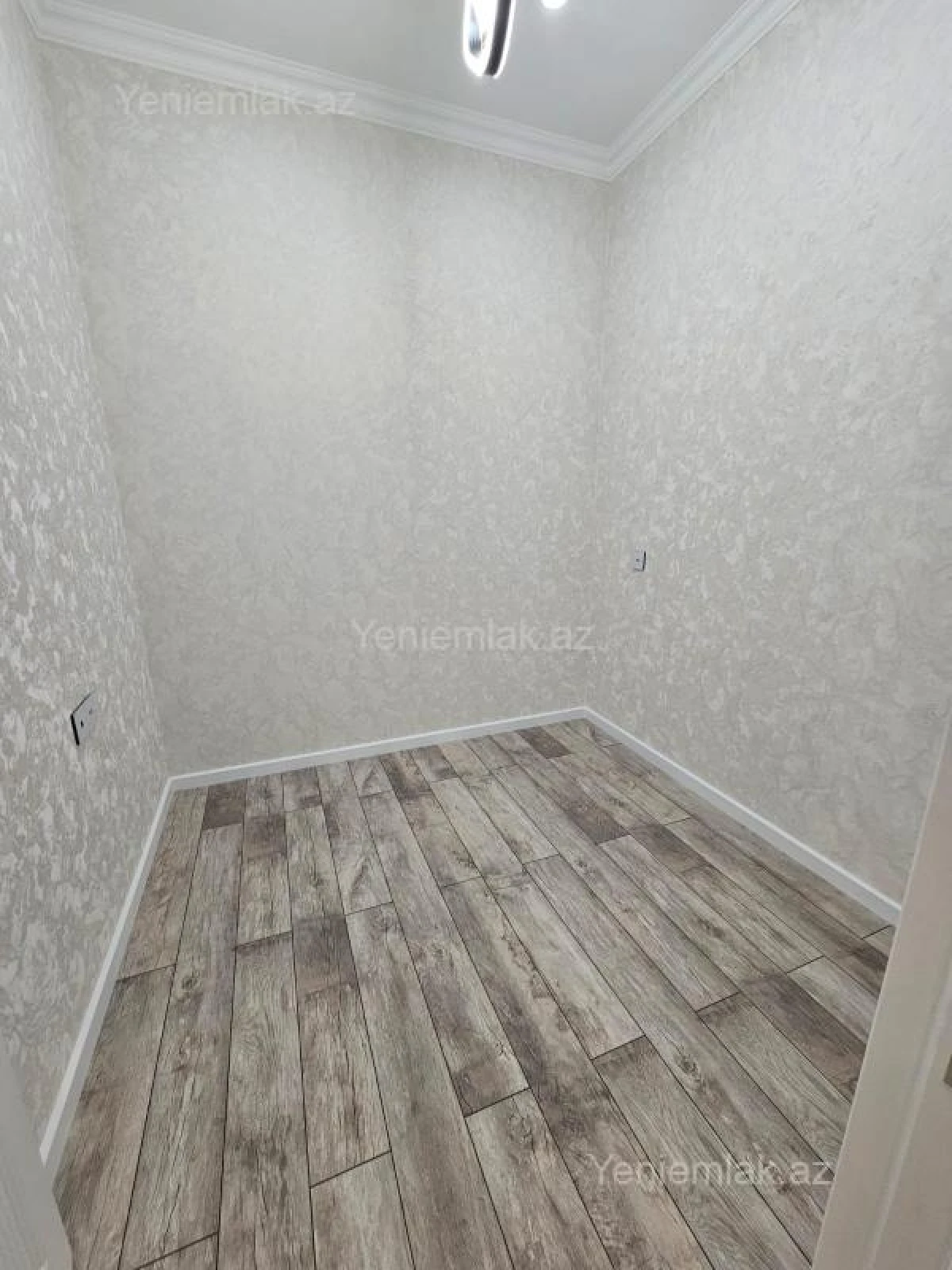 Satılır 3 otaqlı yeni tikili 60 m²