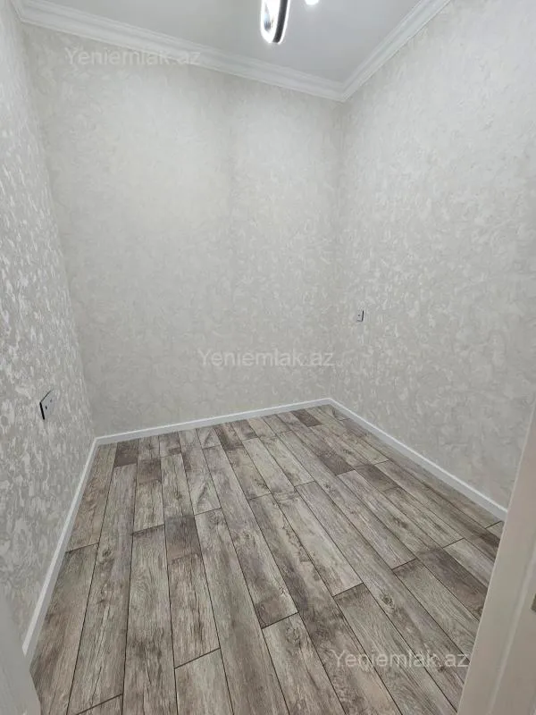 Satılır 3 otaqlı yeni tikili 60 m²