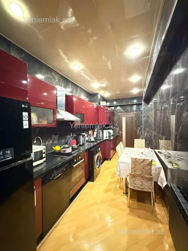 Satılır 3 otaqlı yeni tikili 101 m²