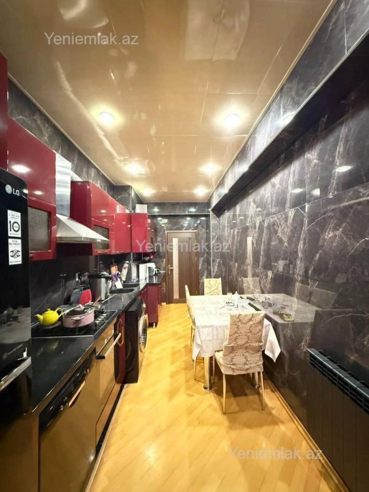 Satılır 3 otaqlı yeni tikili 101 m²