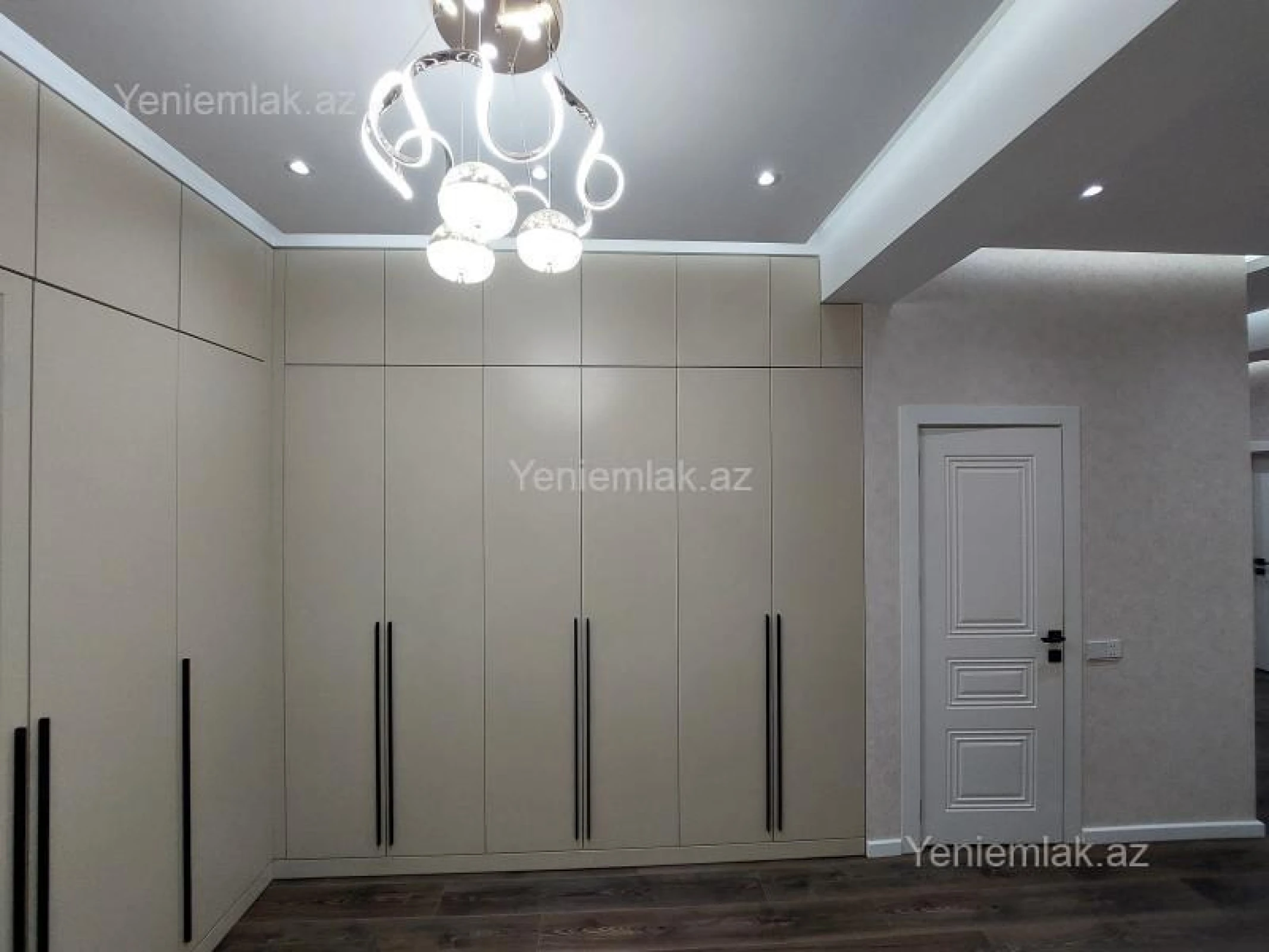 Satılır 4 otaqlı yeni tikili 124 m²
