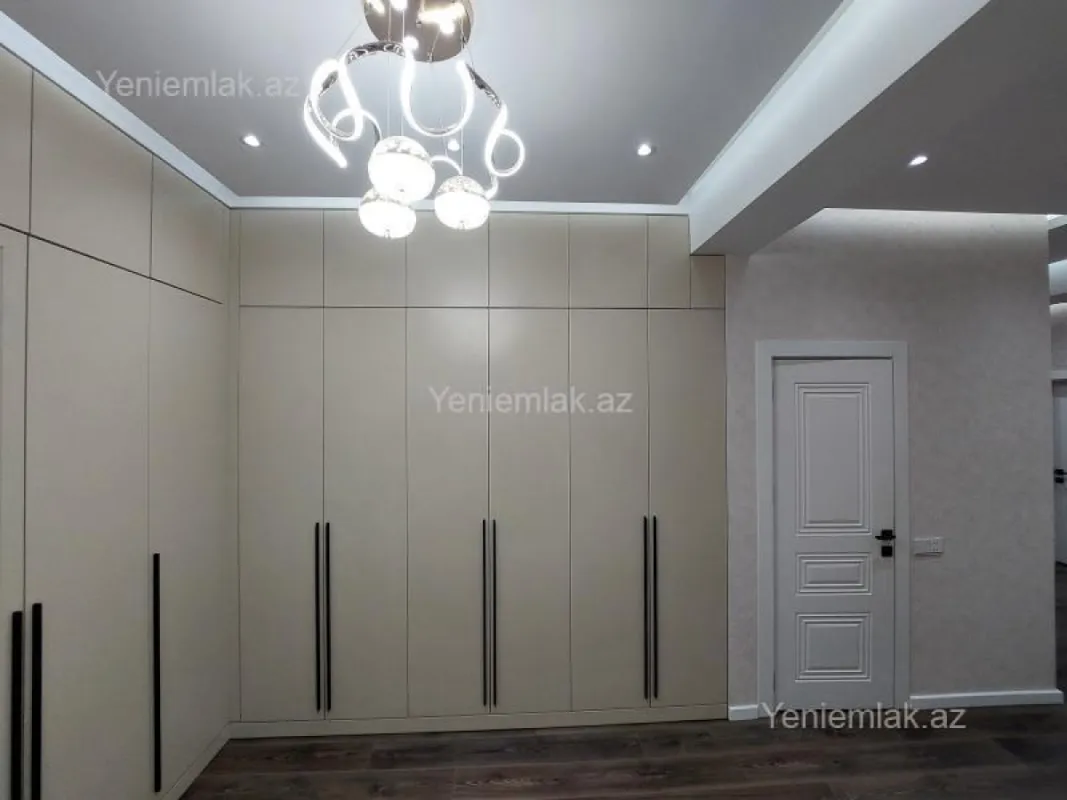 Satılır 4 otaqlı yeni tikili 124 m²