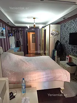 Satılır 3 otaqlı köhnə tikili 80 m²