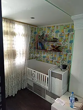 Satılır 3 otaqlı köhnə tikili 80 m²