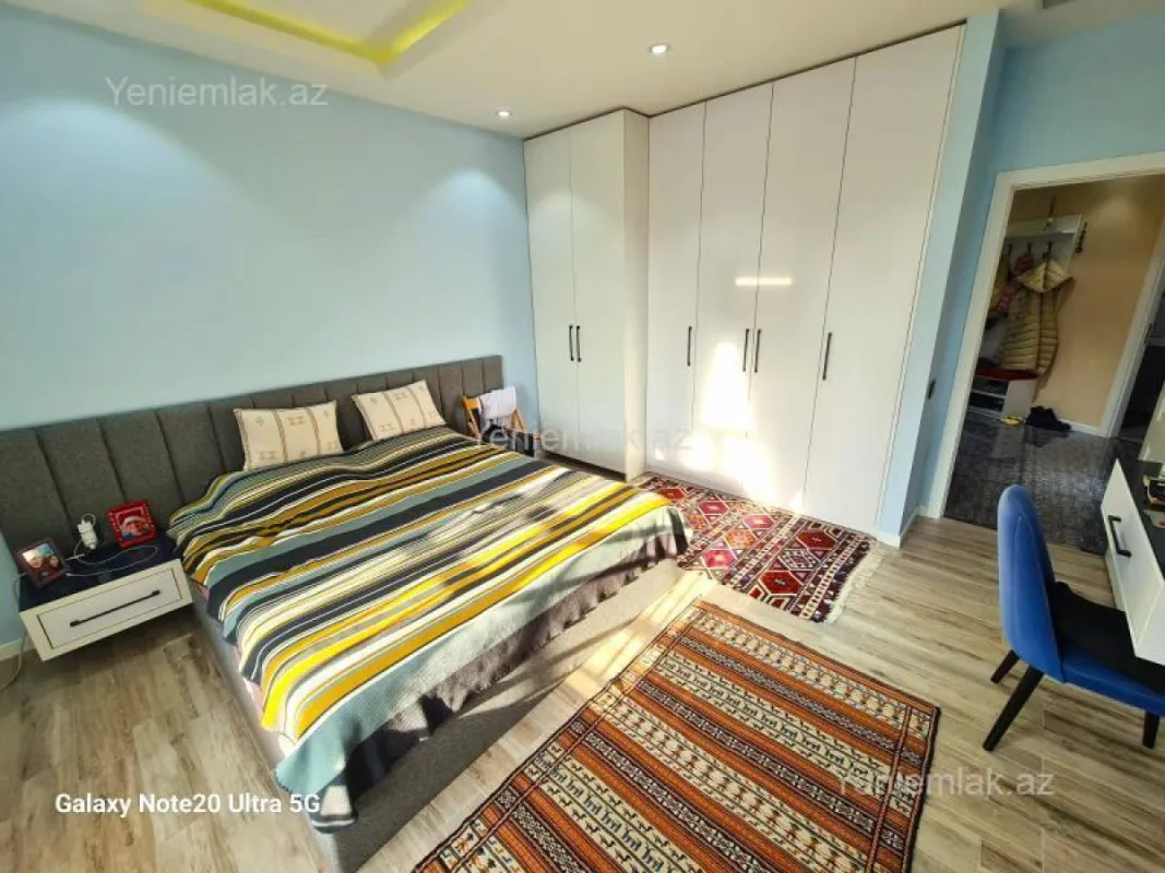 Satılır 4 otaqlı yeni tikili 135 m²
