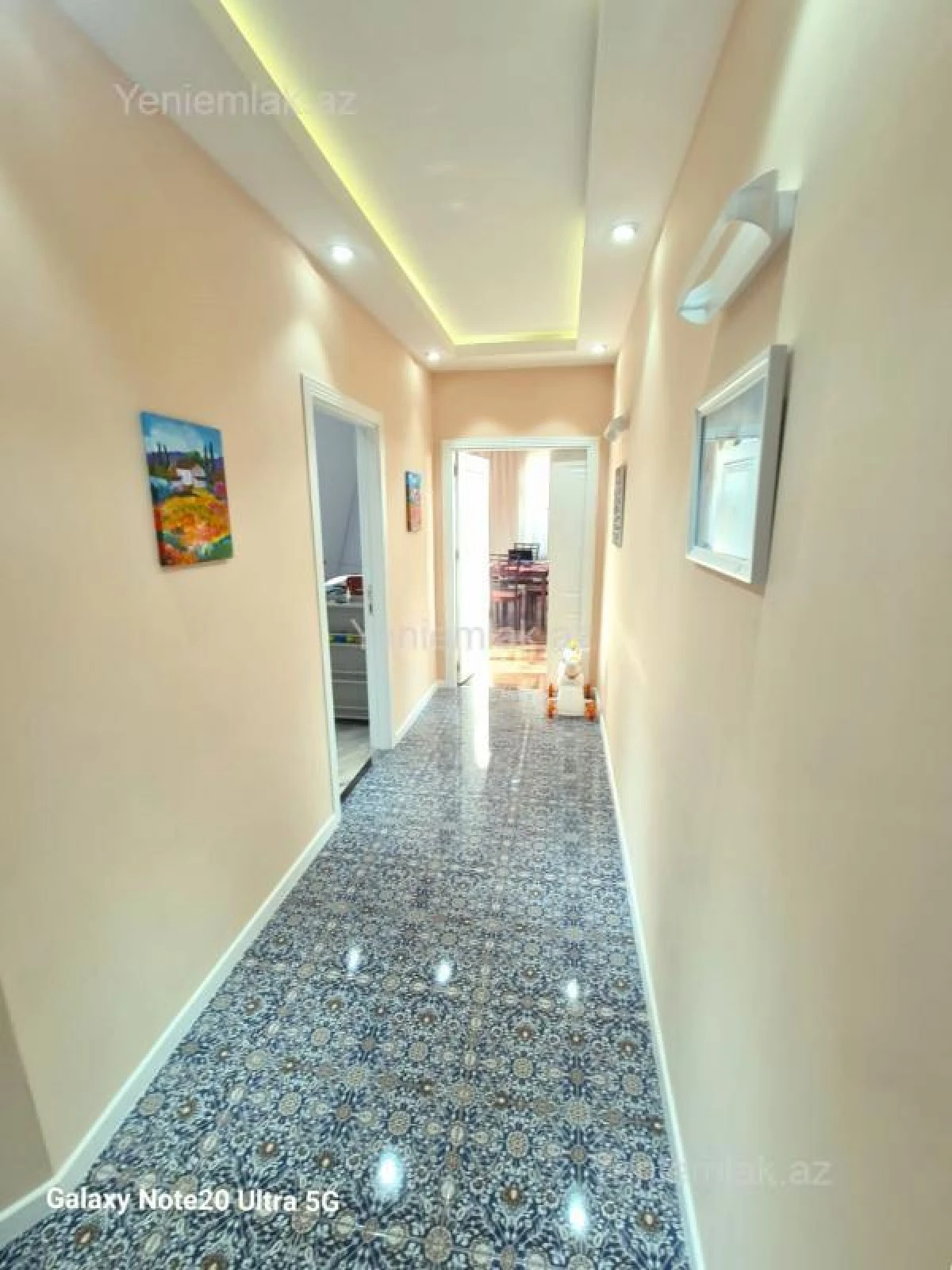 Satılır 4 otaqlı yeni tikili 135 m²