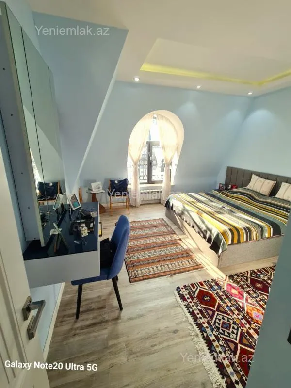 Satılır 4 otaqlı yeni tikili 135 m²