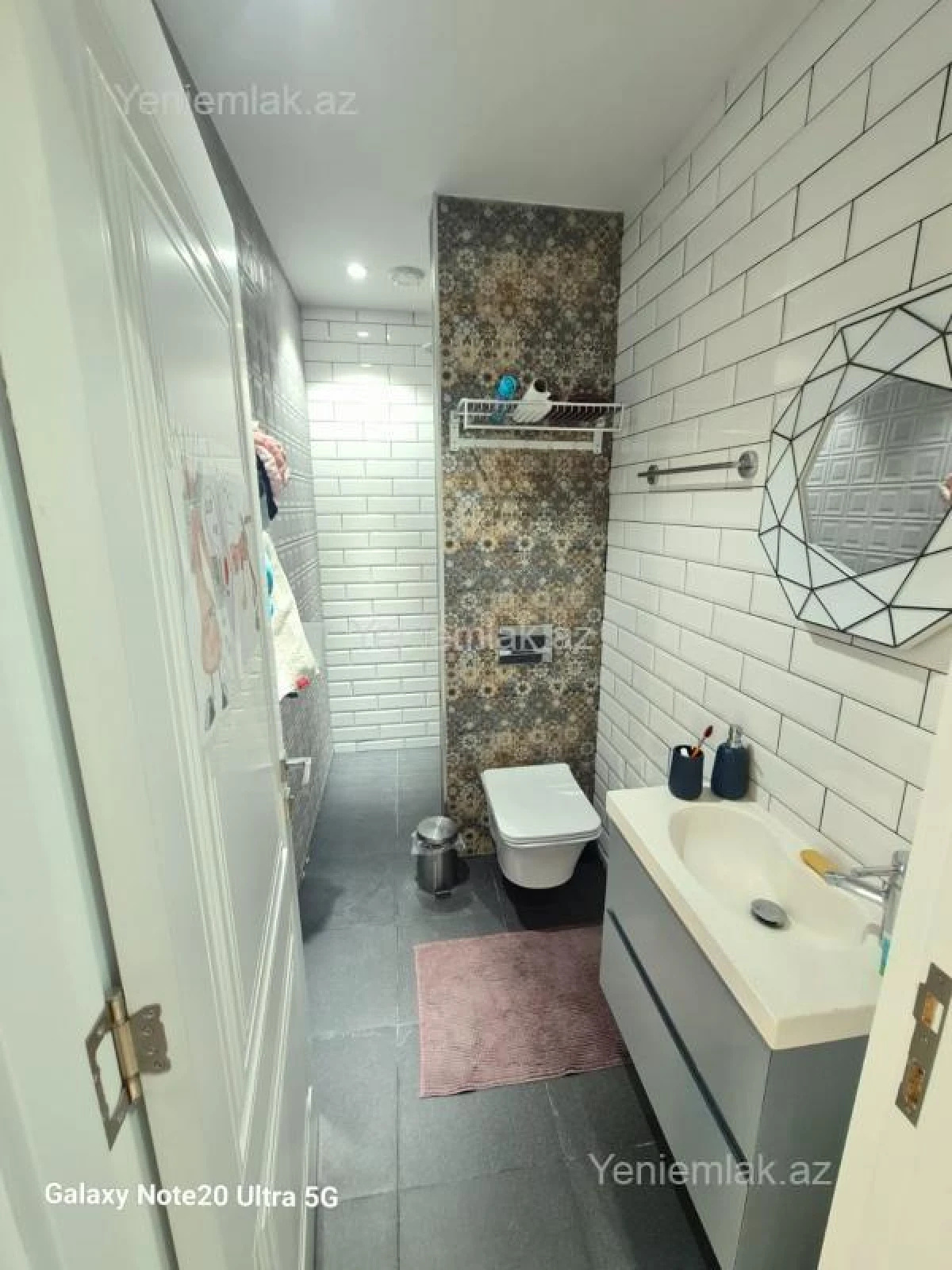 Satılır 4 otaqlı yeni tikili 135 m²