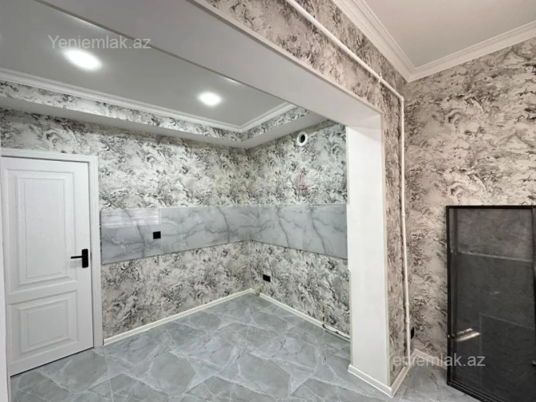 Satılır 2 otaqlı köhnə tikili 65 m²