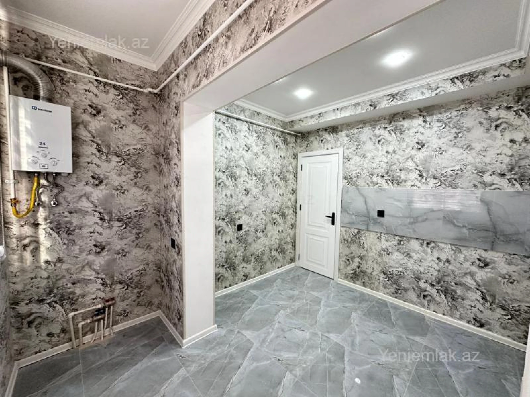 Satılır 2 otaqlı köhnə tikili 65 m²